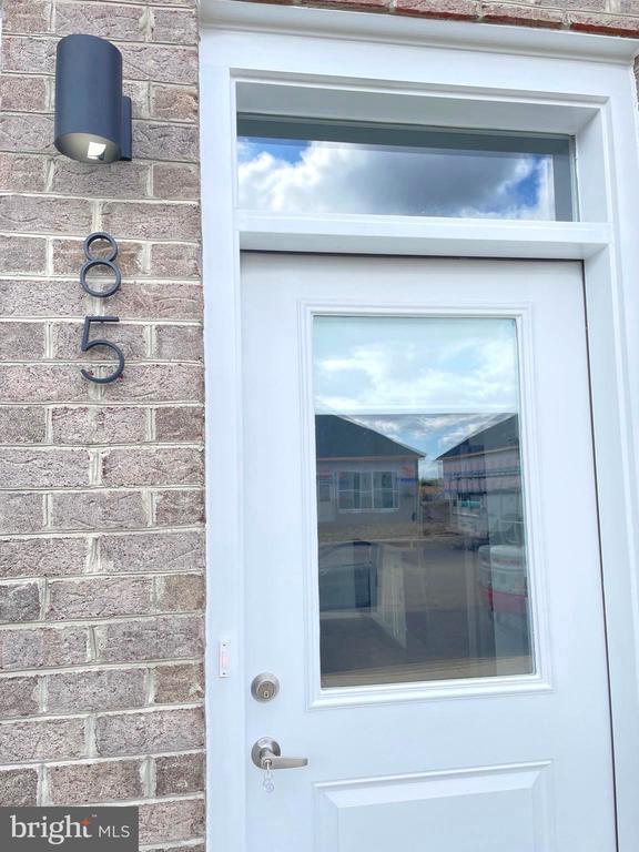 Foto principal - 63 LOCKWOOD Dr
