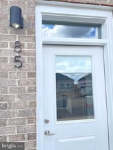 Building Photo - 63 LOCKWOOD Dr