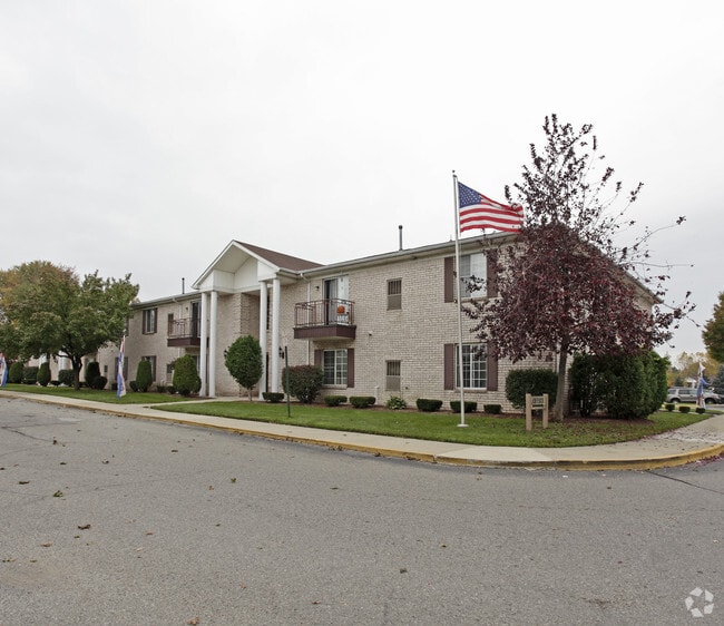 Glenwood Gardens Apartments for Rent Clinton Township, MI 21