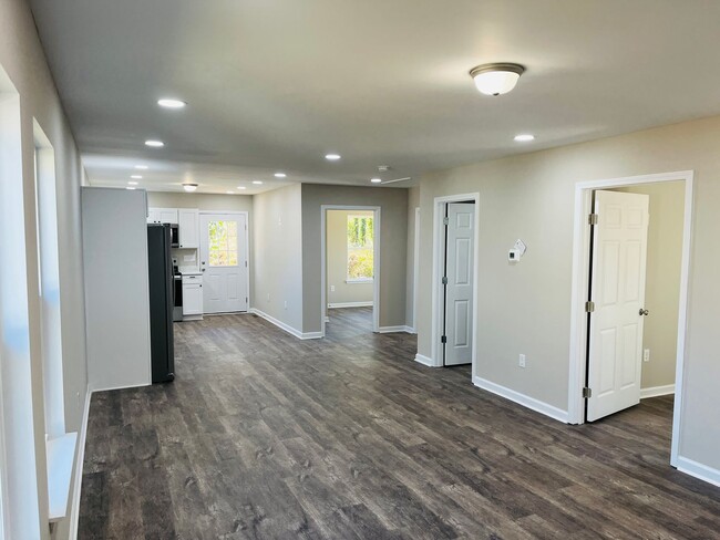 Foto del edificio - NEW CONSTRUCTION 3 bedroom 1 bathroom cott...