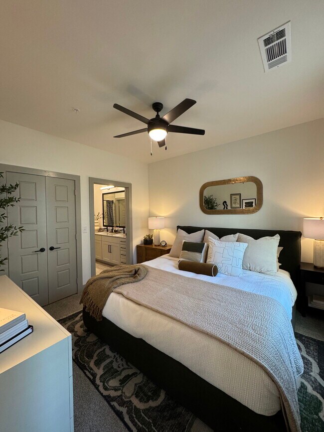 Foto del edificio - 5400 Haltom Rd