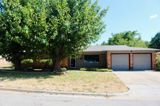 Building Photo - 6424 Franwood Terrace
