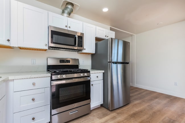 Foto del edificio - 3481 Idlewild Way