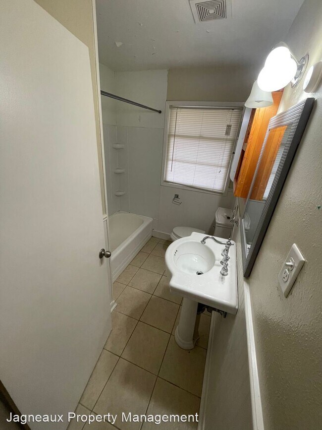 Foto del edificio - 3 br, 1 bath House - 508 Alabama St