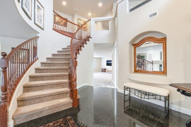 Building Photo - Spacious Coronado Ranch Luxury Home!