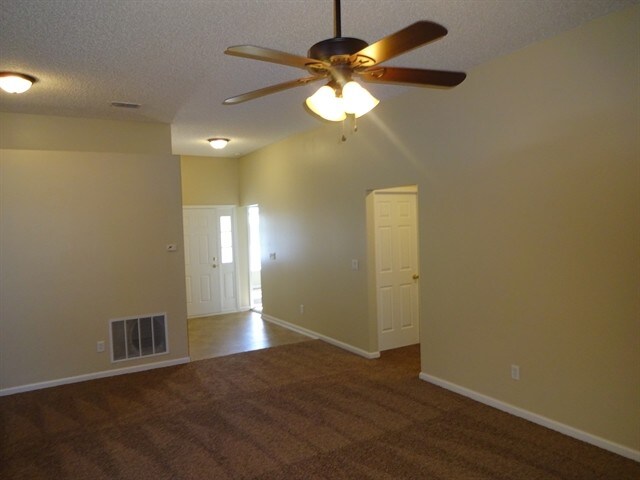 Building Photo - 3480 Waterford Oaks Dr