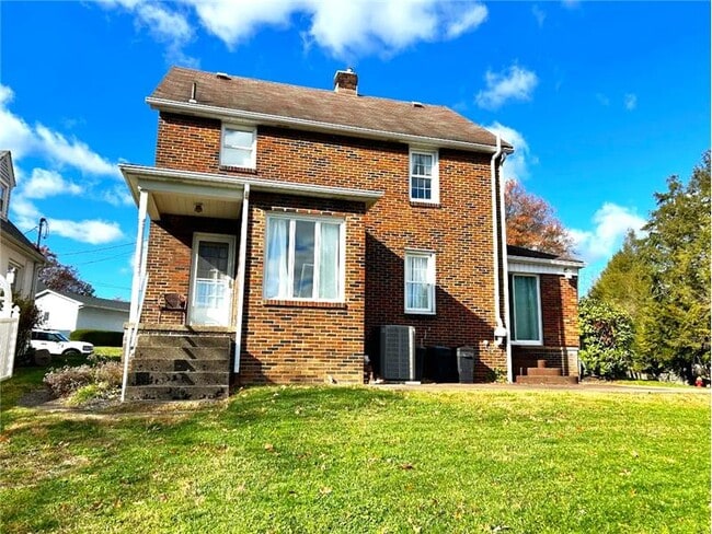 Foto del edificio - 3500 Elwood Ln