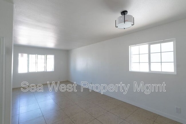 Building Photo - 156 Leucadia Blvd