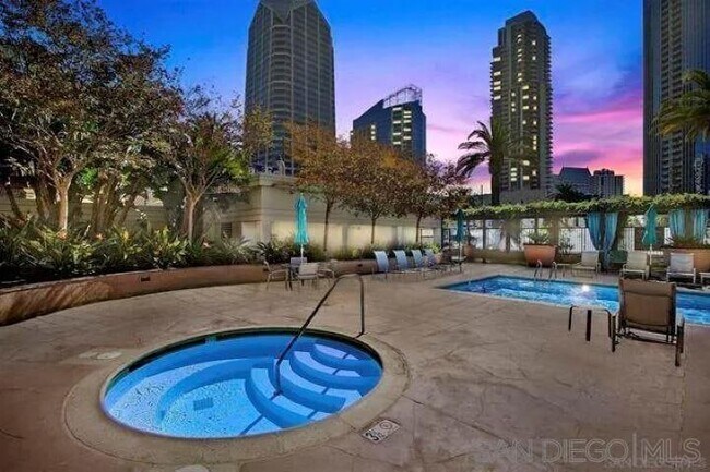 Foto del edificio - 1199 Pacific Hwy