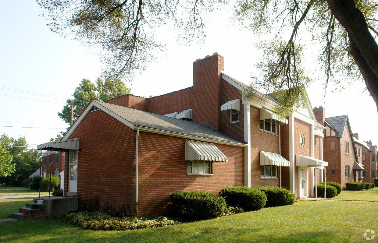 Building Photo - 1740 King Ave