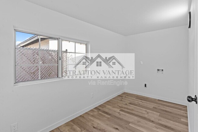 Foto del edificio - 7428 E Carol Cir