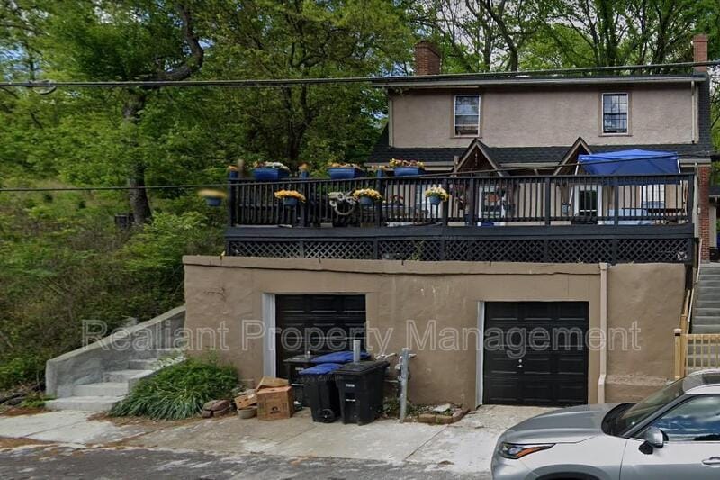 726 Woodland Ave, Frankfort, KY 40601 House Rental in Frankfort, KY