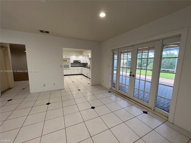 Foto del edificio - 3 br, 2 bath House - 4814 Arthur St