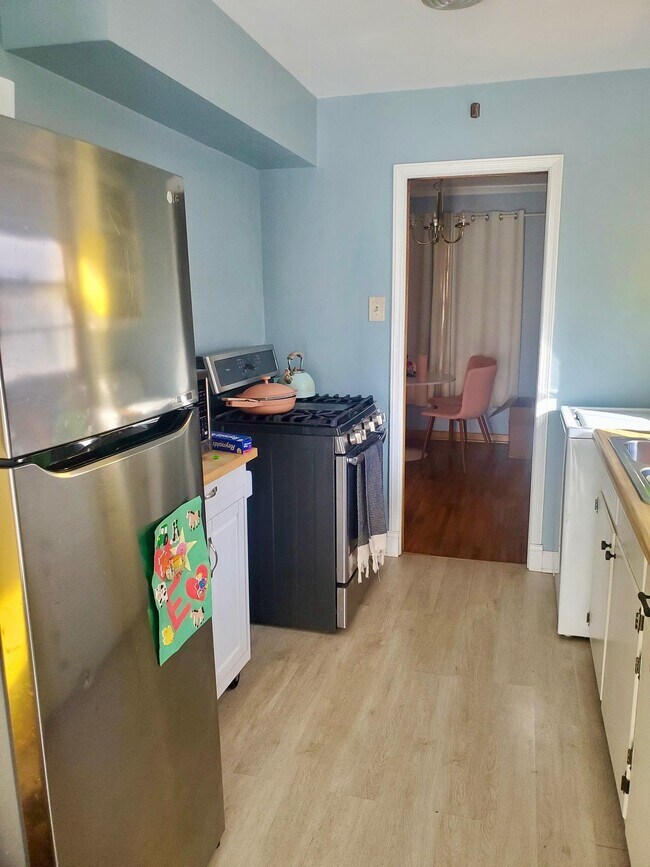 Foto del edificio - 4317 Gailwood Ave