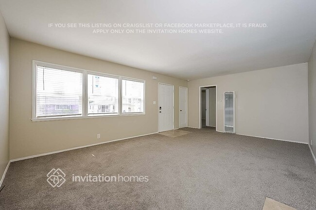 Foto del edificio - 1623 W 110th St
