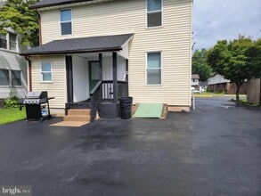 Building Photo - 133 Alice Ann St