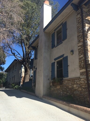Building Photo - 16761 E Buena Vista Ave