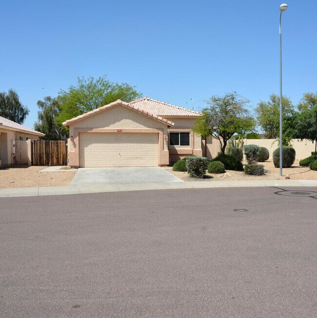 Foto del edificio - 10316 N 94th Ln