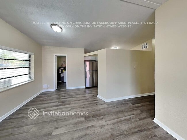 Building Photo - 1633 NW 15th Pl