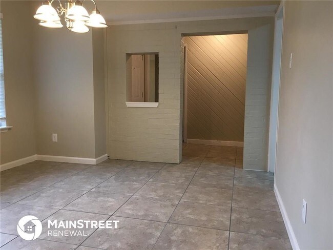 Building Photo - 3814 Wrentham Dr