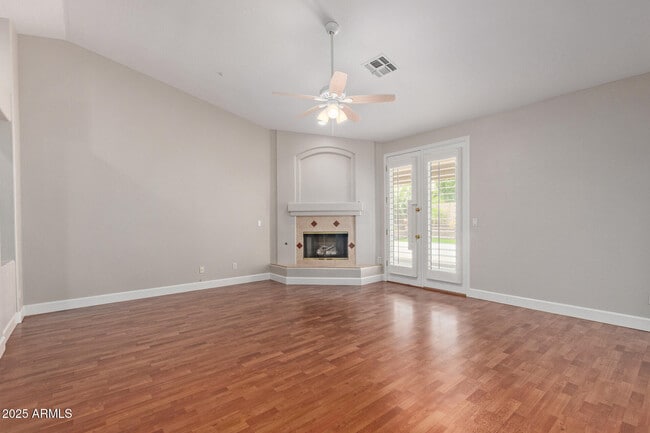 Building Photo - 9366 E Celtic Dr