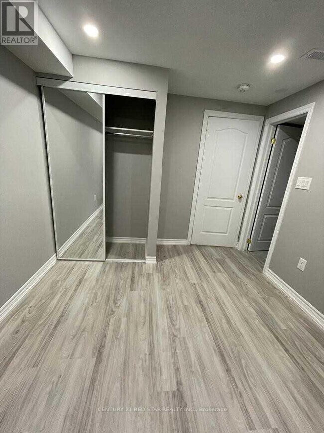 Building Photo - 1476 Spring Garden Ct