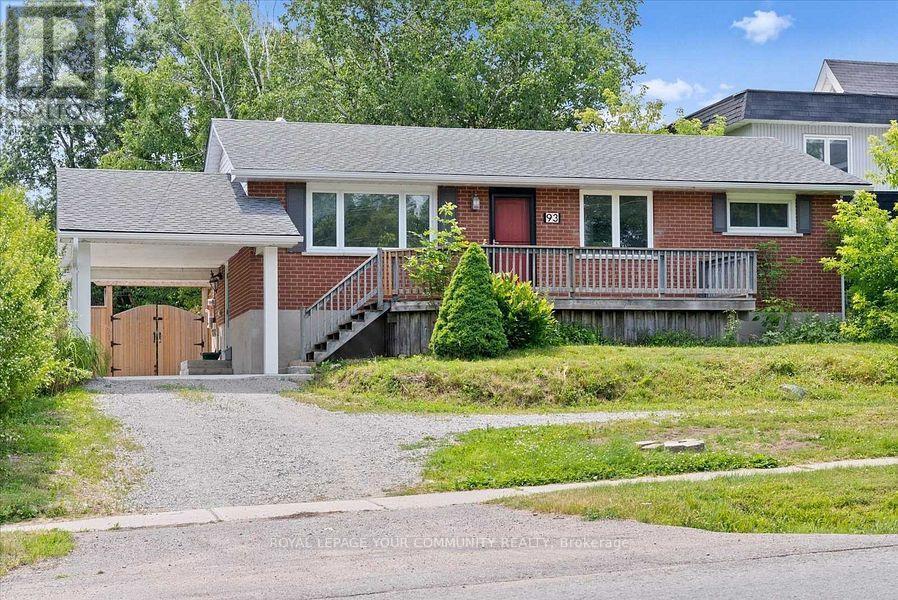 Primary Photo - 93 Westmount Dr S