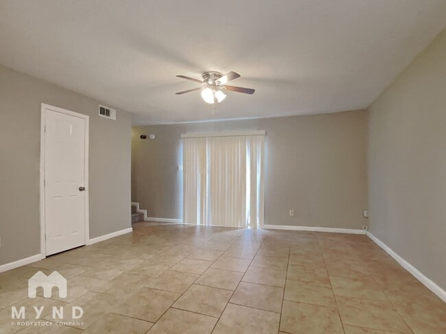 Building Photo - 1802 Millhouse Rd