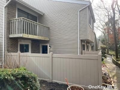 Building Photo - 228 Springmeadow Dr