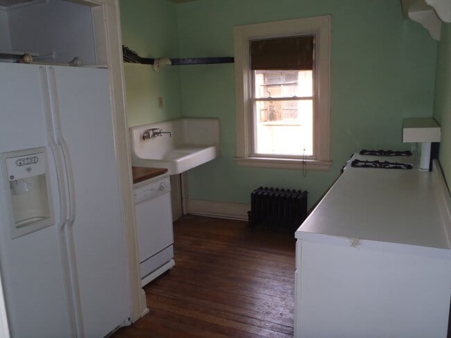 Building Photo - 319 Terrace Ave