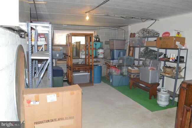 Building Photo - 310 Saybrook Ln