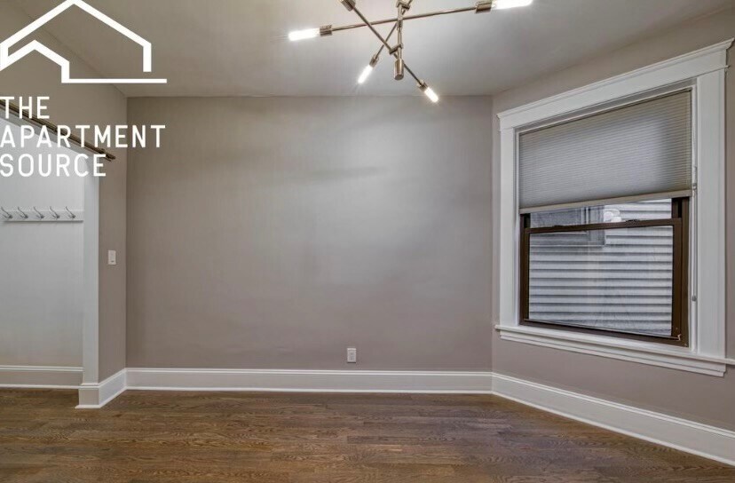 Master Bedroom - 3119 N Racine Ave