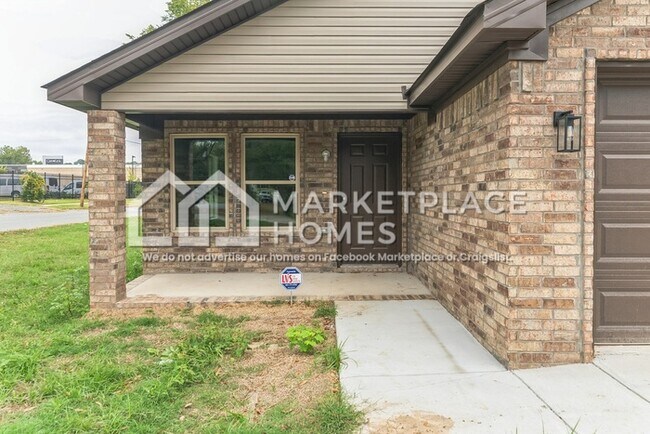 Foto del edificio - 823 W 20th St