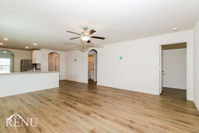 Foto del edificio - Coming Soon!