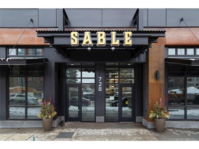 Foto del edificio - 728 N 3rd St