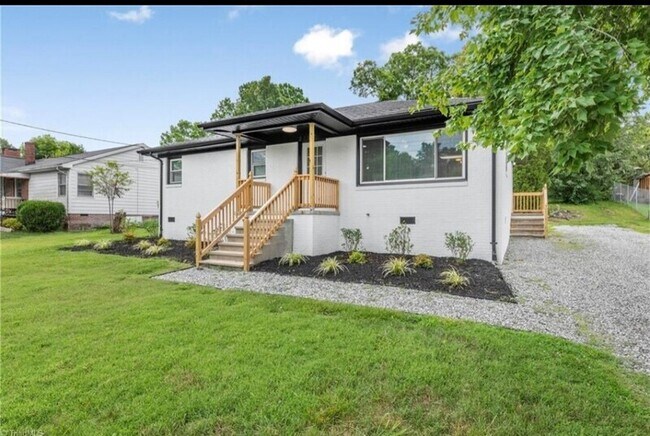 Foto del edificio - 2107 Wilkins St