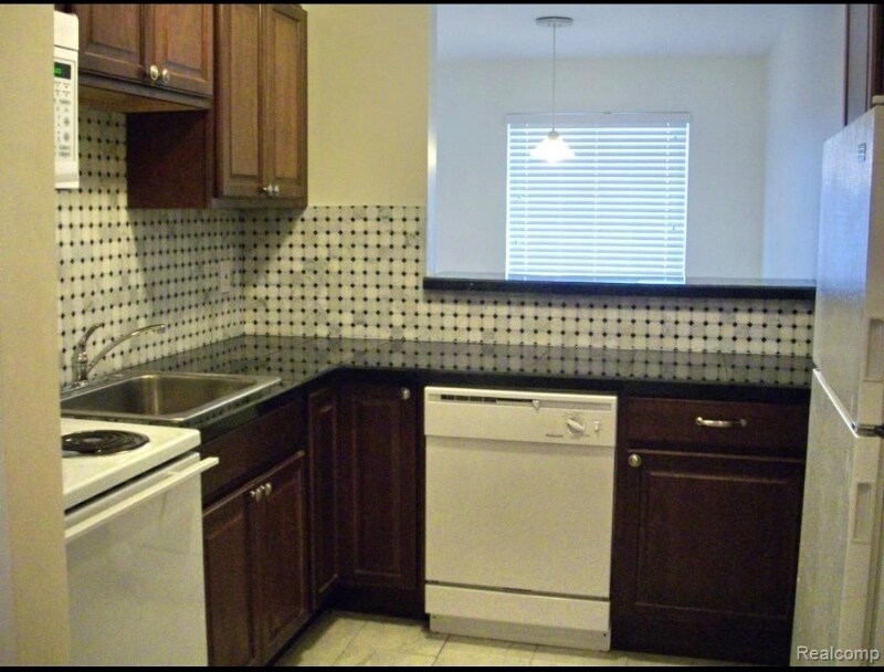 30200 Southfield Rd, Southfield, MI 48076 Condo for Rent in