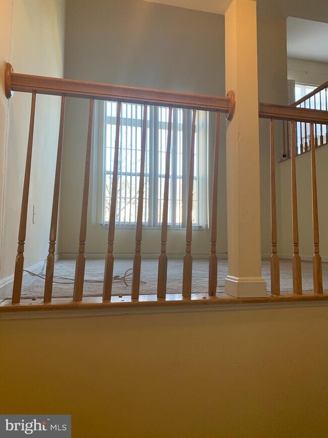 Building Photo - 1505 Post Oak Dr