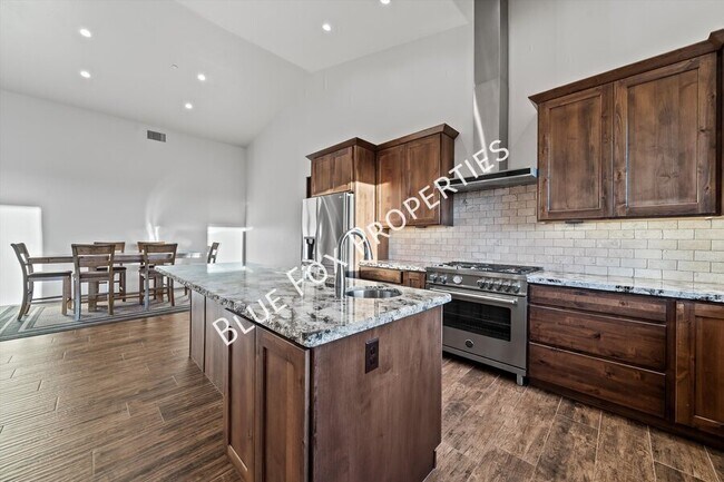 Foto del edificio - 13037 N Red Quail Pl