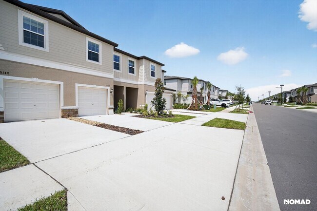 Foto del edificio - 10153 Trumpet Honeysuckle Wy