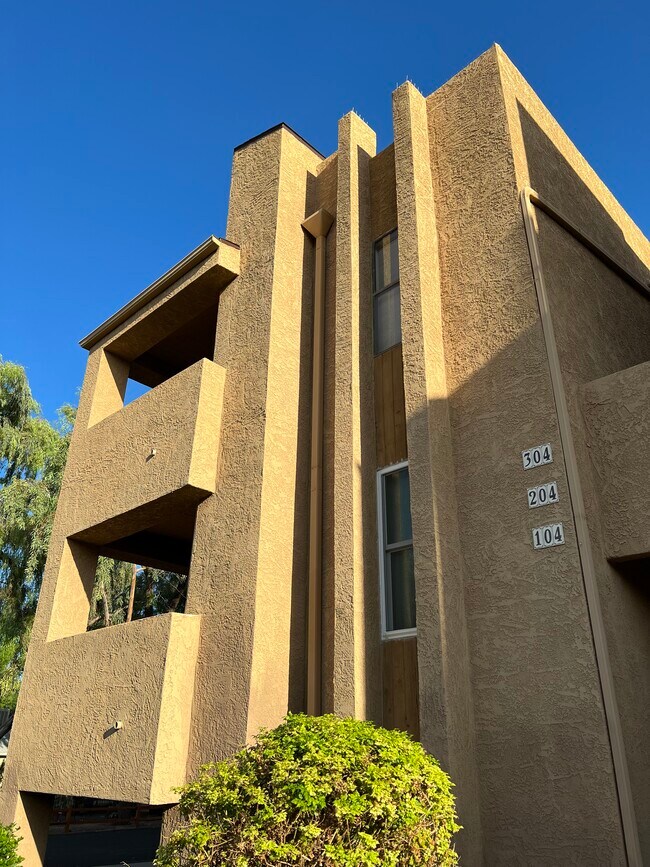 Foto del edificio - 7502 E Thomas Rd