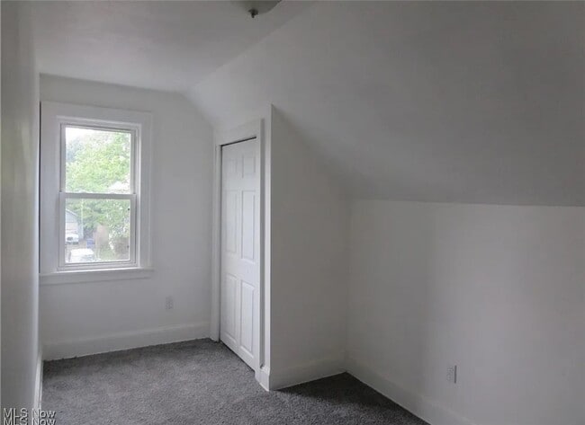 Building Photo - 7906 Rosewood Ave