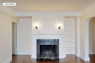 Building Photo - 210 E 68th St