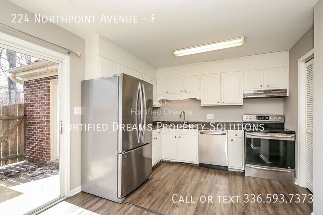 Building Photo - 224 Northpoint Ave