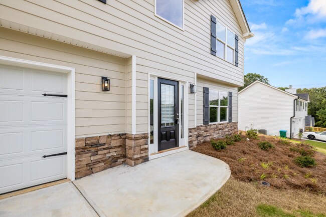 Building Photo - 230 Belmont Park Dr