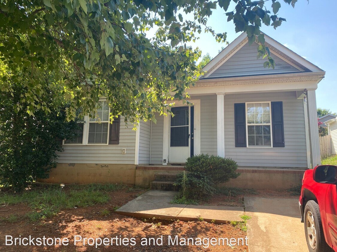 1506 Majestic Meadow Dr, Charlotte, NC 28216 House Rental in
