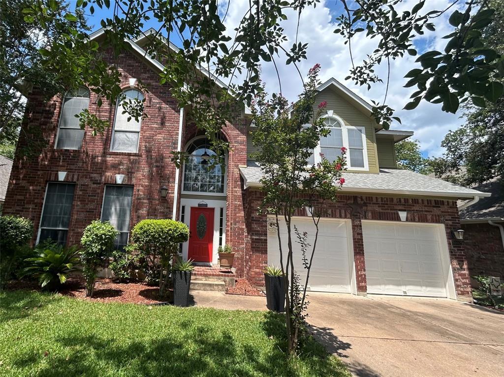 Foto principal - 8002 Henry Kinney Row