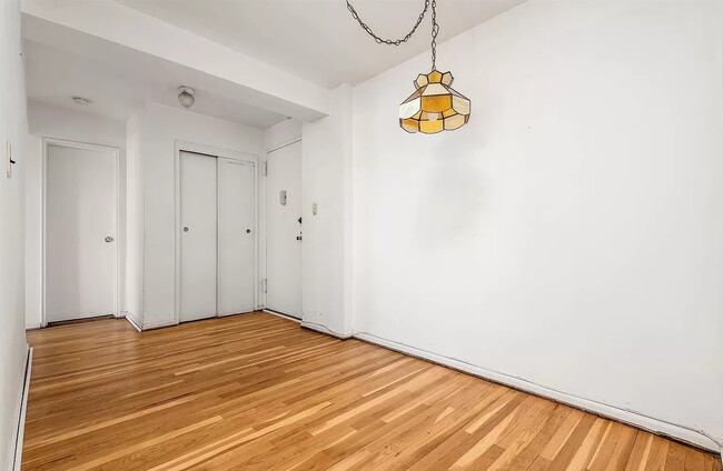 Building Photo - 15125 88th St