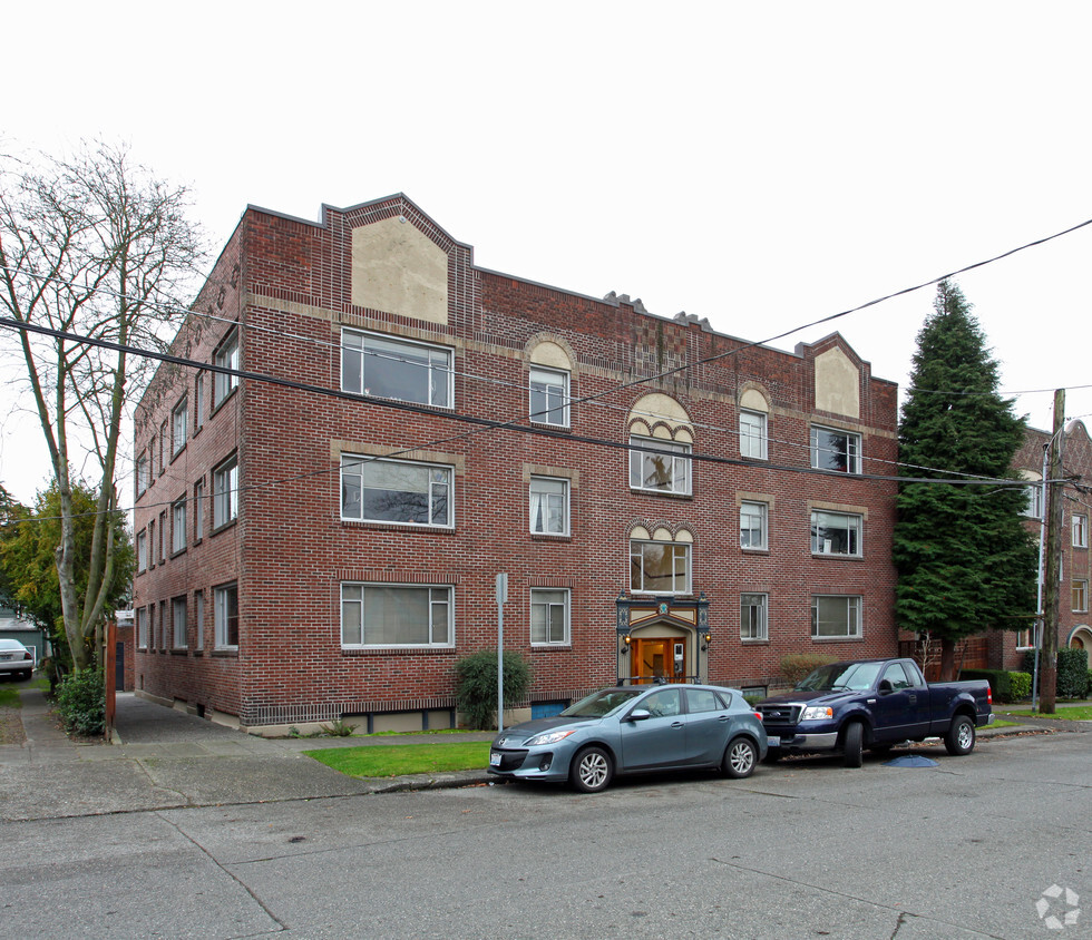 Building Photo - Jack-Lan Apartments
