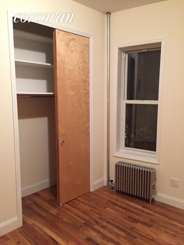 Foto del edificio - 331 13th St